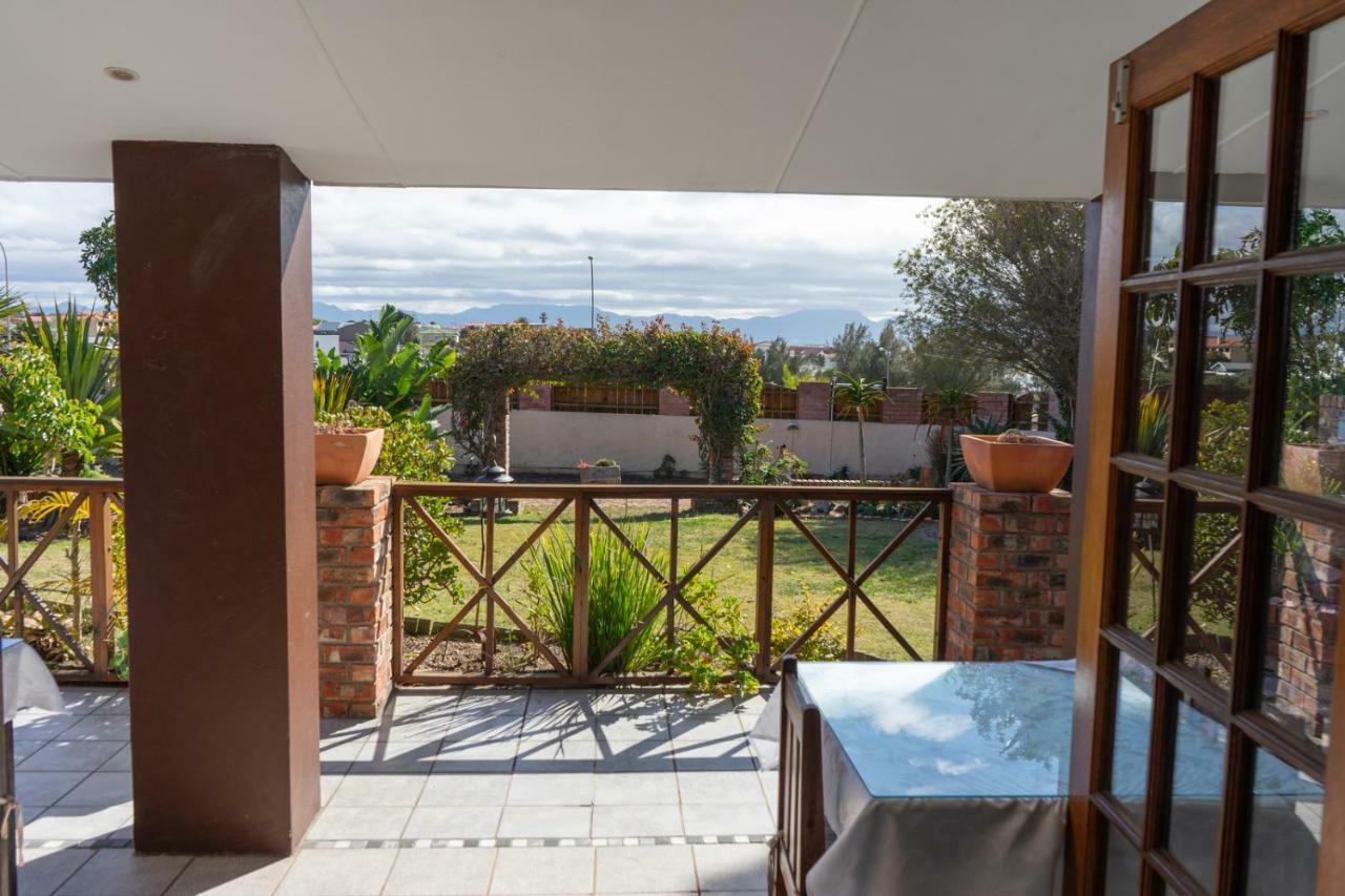 Guest House Arosfa Mossel Bay Exteriör bild